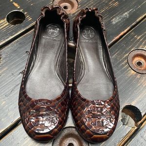 Tory Burch Reva Dark Brown Patent Leather Ballet Flats with “Snakeskin” Pattern